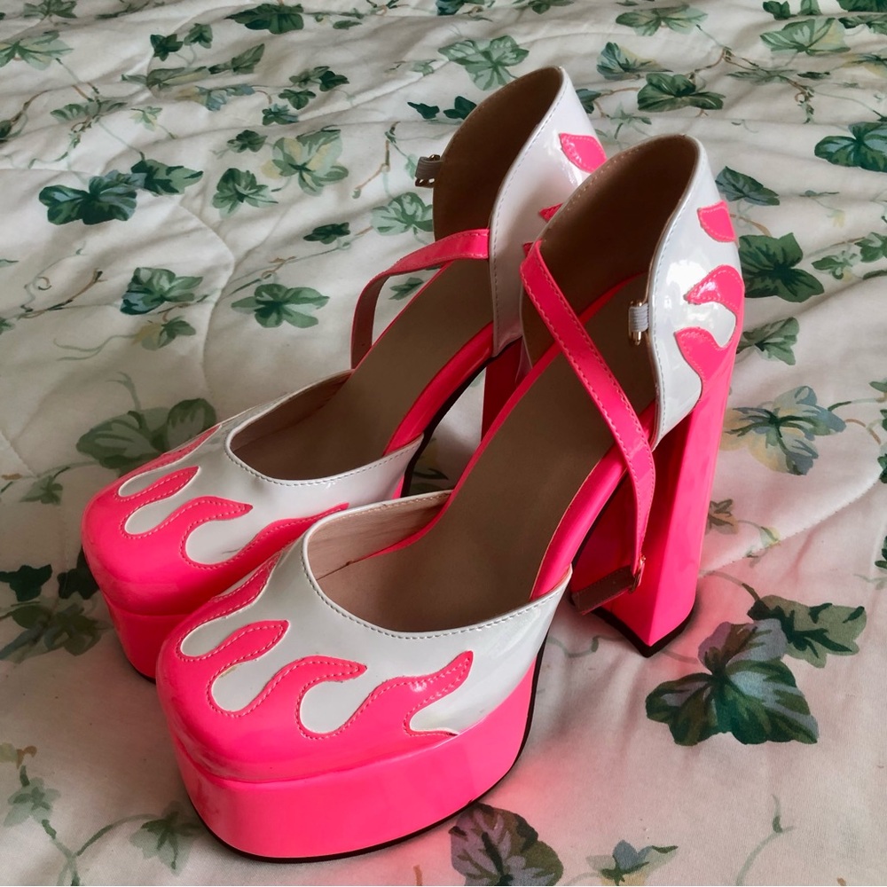 Mary Jane patent leather ankle strap platform chunky heel flame design